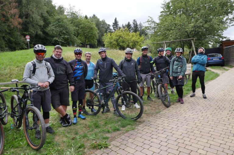 Meet & Work on Tour 2022