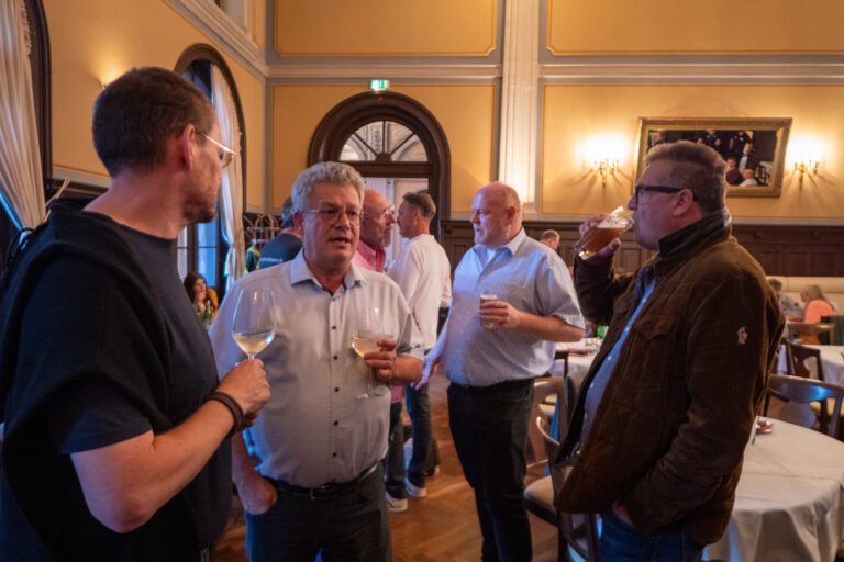 Meet & Work on Tour 2023