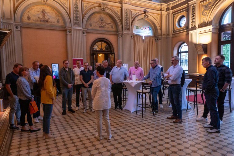 Meet & Work on Tour 2023