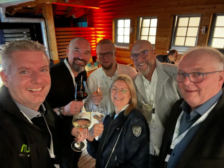 Meet & Work on Tour 2024